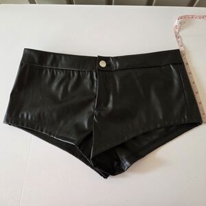 Black Booty Shorts Women's Faux Leather Size Small NWOT Shein